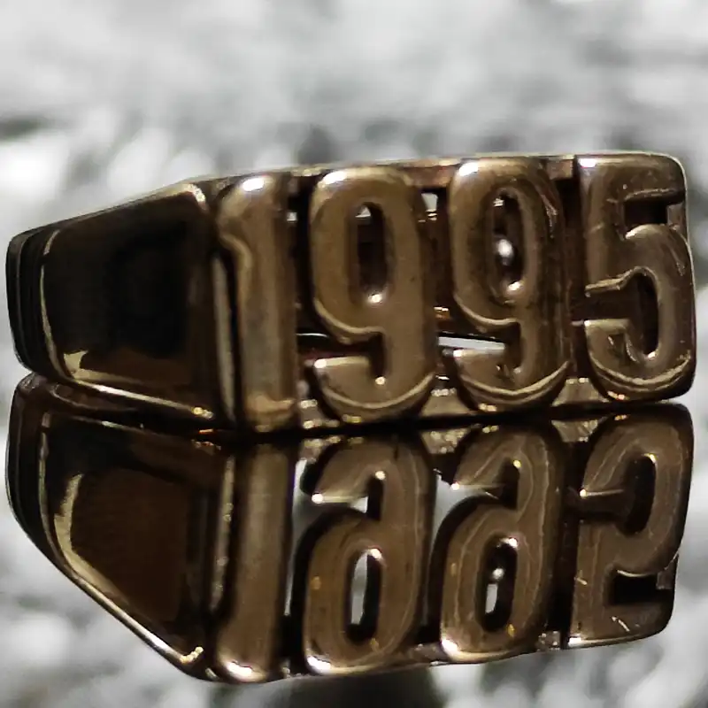 انگشتر مدل 1995