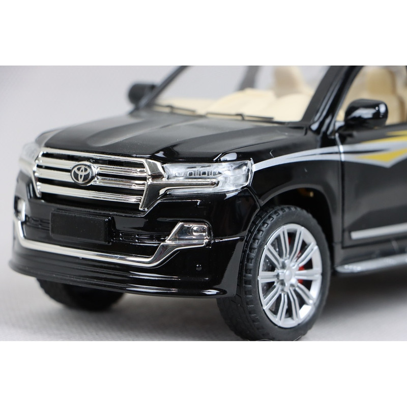 ماکت ماشین بازی مدل لندکروز دودزا