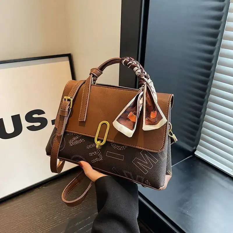 کیف دوشی زنانه مدل fd-49