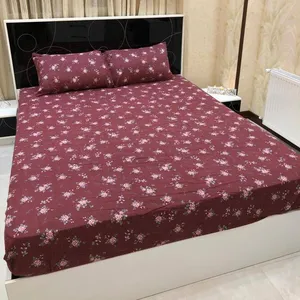سرویس ملحفه مدل گل دار قرمز 2 نفره 3 تکه