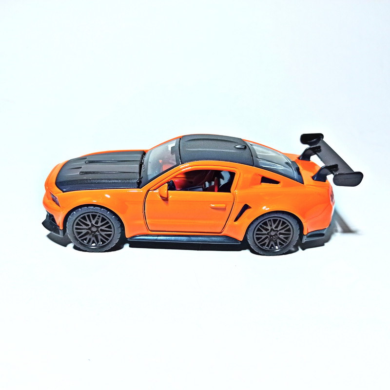 ماشین بازی مدل فورد موستانگ کد GT 2013