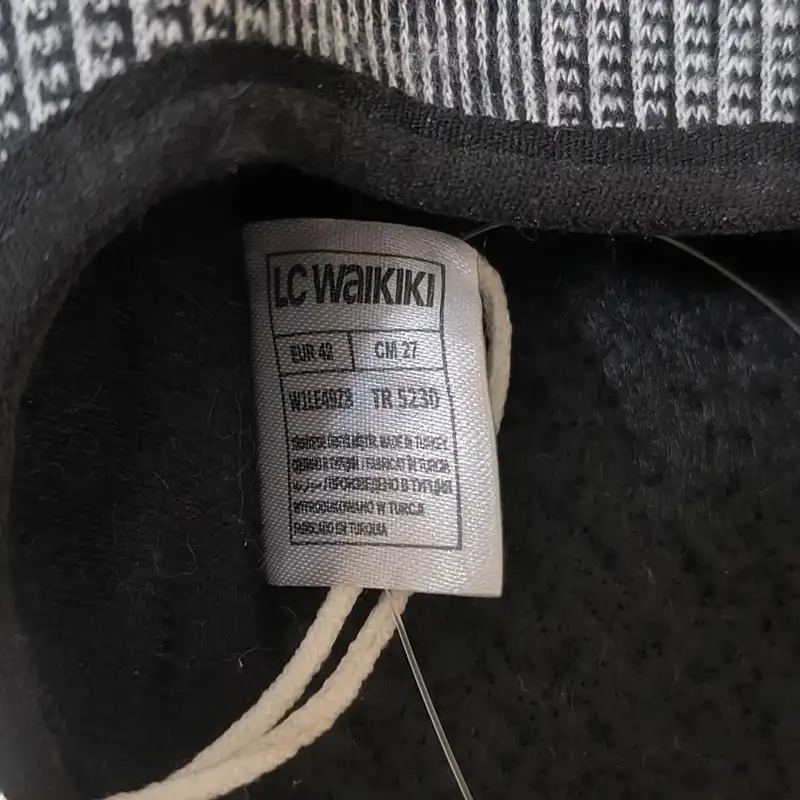 دمپایی حوله‌ای ال سی وایکیکی مدل TURK405