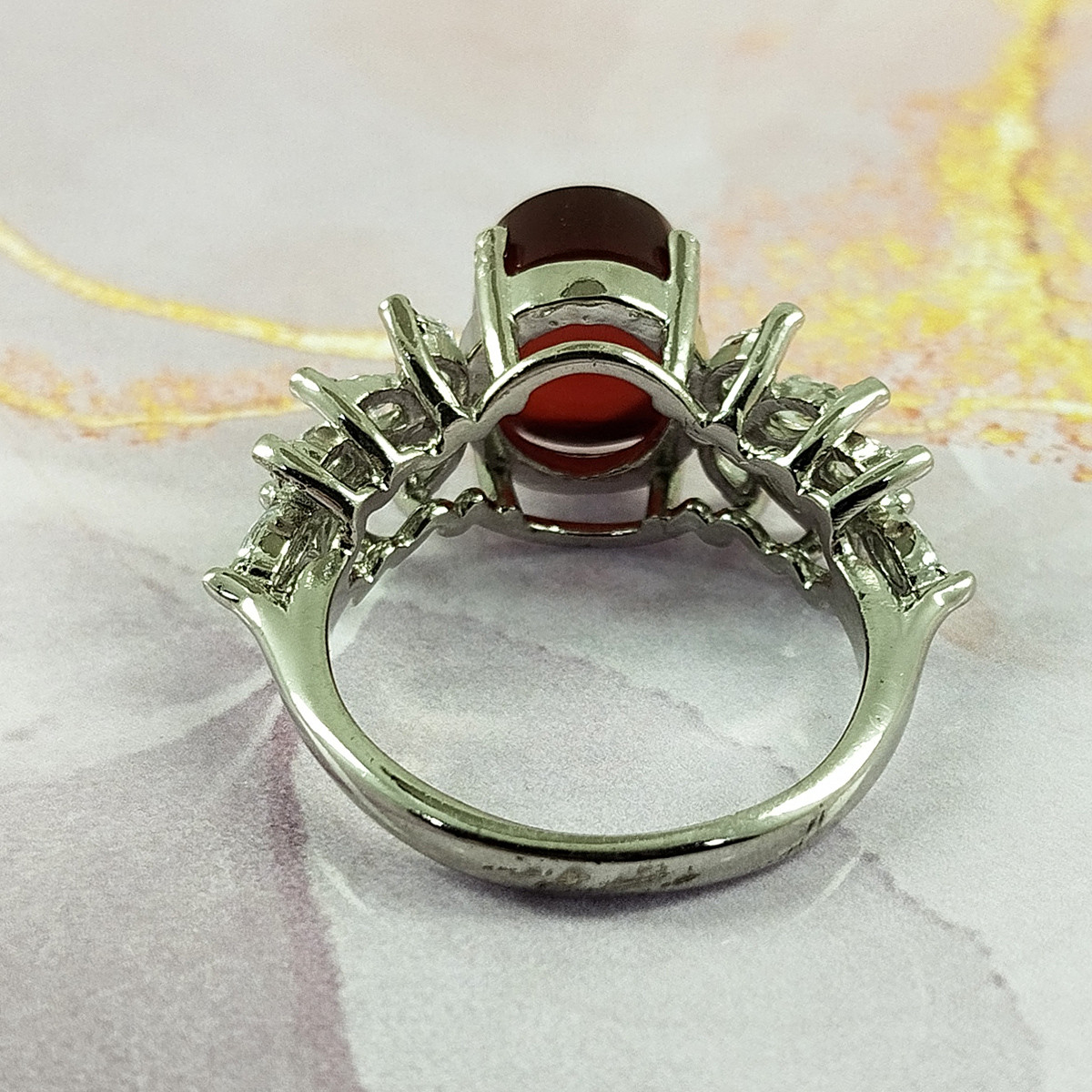 انگشتر نقره زنانه سلین کالا مدل عقیق یمنی کد 66