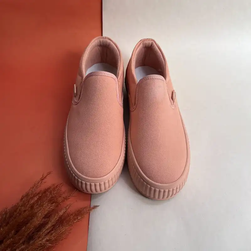 کفش روزمره زنانه مدل گلی