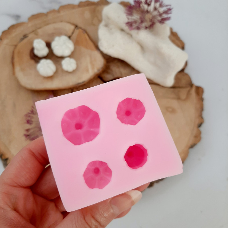 قالب شمع مدل کدوهای نقلی مجموعه 4 عددی