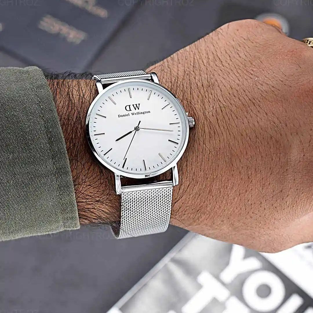 ساعت مچی عقربه ای زنانه مدل حصیری Nn05 ساعت مچی عقربه ای زنانه مدل حصیری Nn05