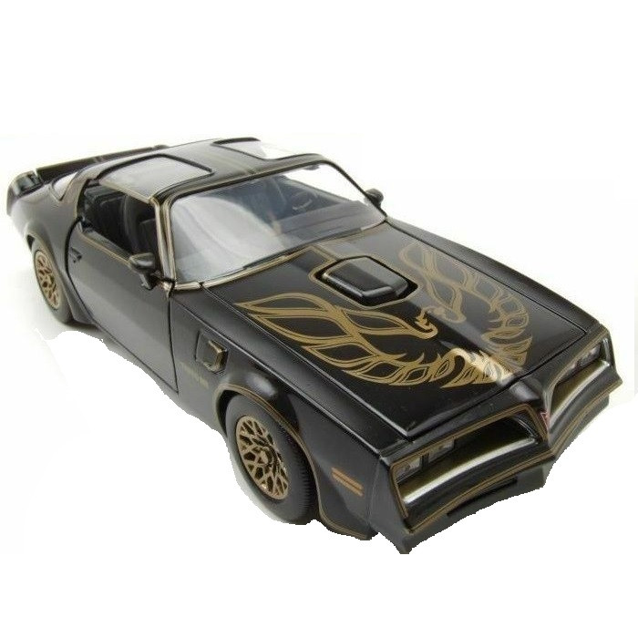 ماشین بازی مالیبو مدل PONTIAC FIREBIRD 1977