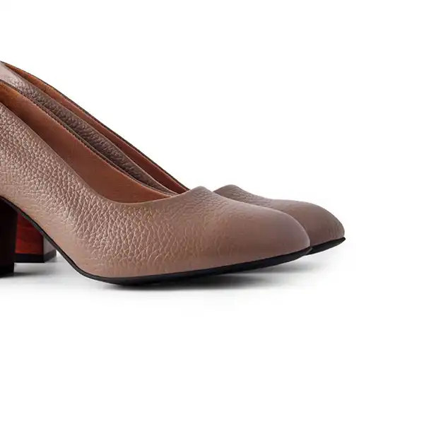 کفش زنانه آگوست مدل چرم VZN 110029