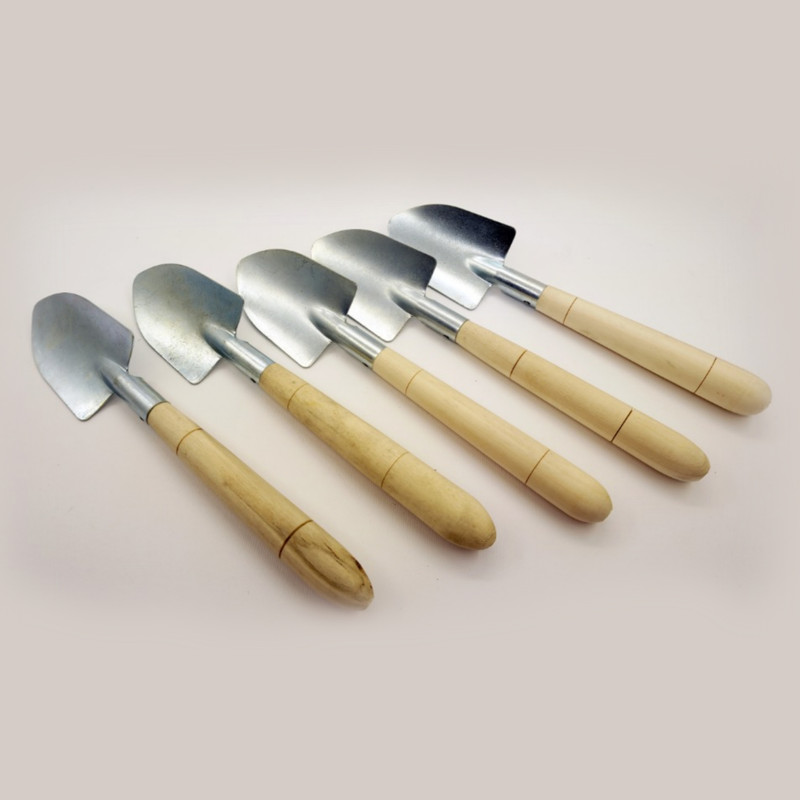 بیلچه مدل فلزی