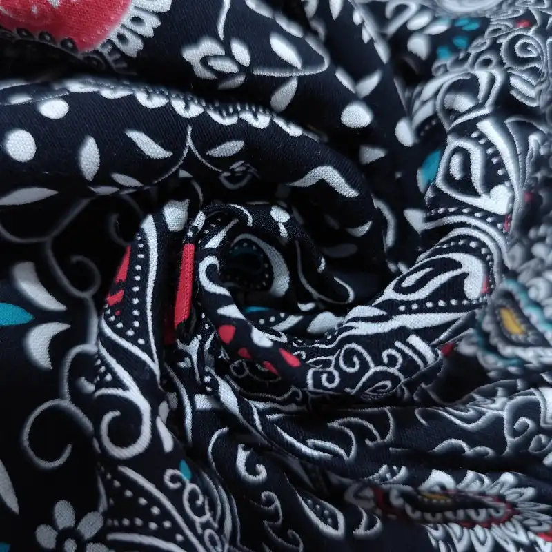 دامن چین‌دار زنانه مدل سلین کد 05 رنگ مشکی