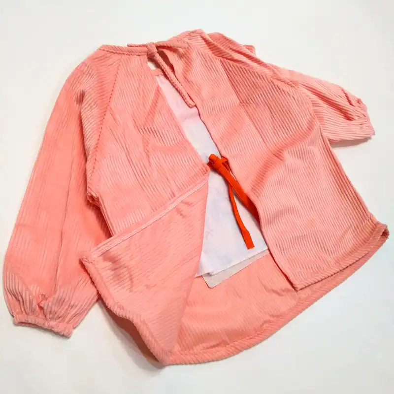 پیش بند نوزادی مدل GLB-Dino