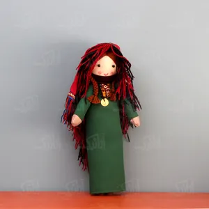 عروسک پارچه ای‏ دست دوز‏  ‏‏رنگ ‏سبز‏ طرح ‏بی بی نار‏ مدل 1606800001