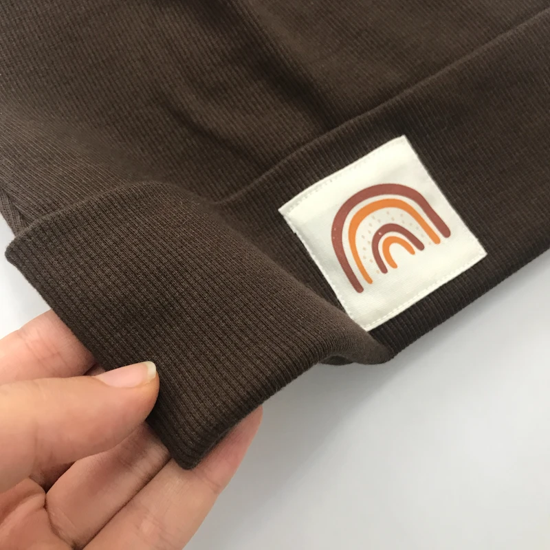 عکس شماره 2 : کلاه بچگانه مدل نخی تریکو پائیزه طرح