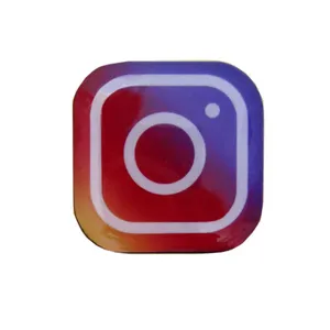 برچسب خودرو طرح اینستاگرام