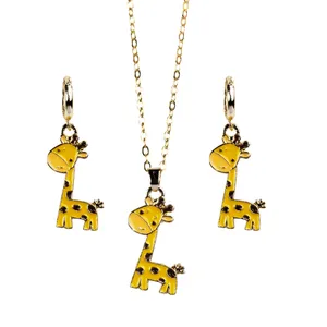 نیم ست زنانه مدل فانتزی زرافه 661