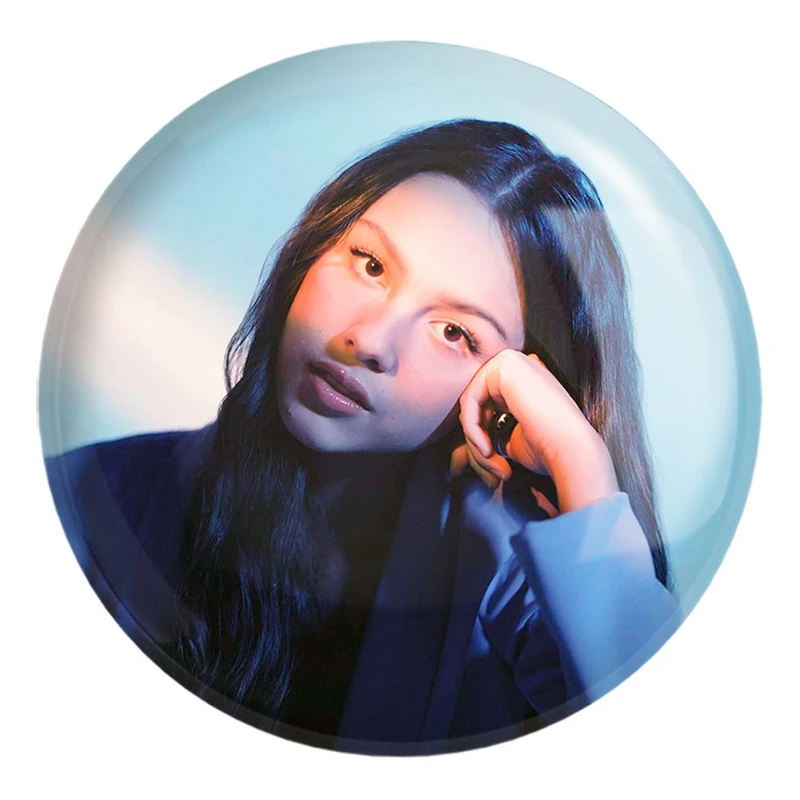 پیکسل خندالو طرح اولیویا رودریگو Olivia Rodrigo کد 19257 مدل بزرگ