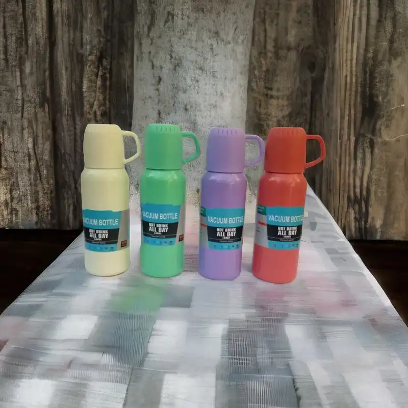 فلاسک مدل  وکیوم گنجایش 0.5 لیتر