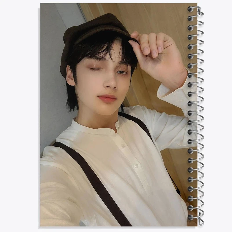 دفتر مشق 100 برگ خندالو طرح هیونینگ کای گروه تی اکس تی TXT کد 20013