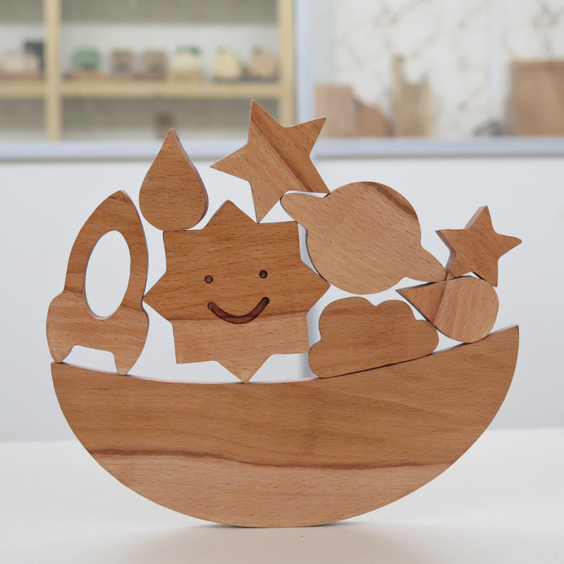 اسباب بازی زینتی مدل ماه تعادلی