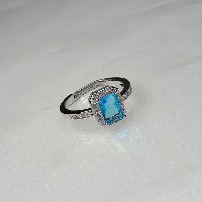 عکس شماره 2 : انگشتر زنانه مدل سولیتر تک نگین جواهری کد art91