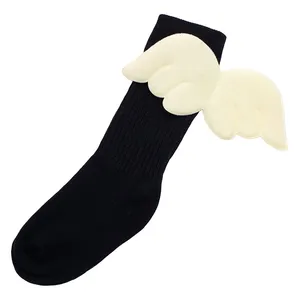 جوراب ساق بلند دخترانه مدل بال فرشته کد 02