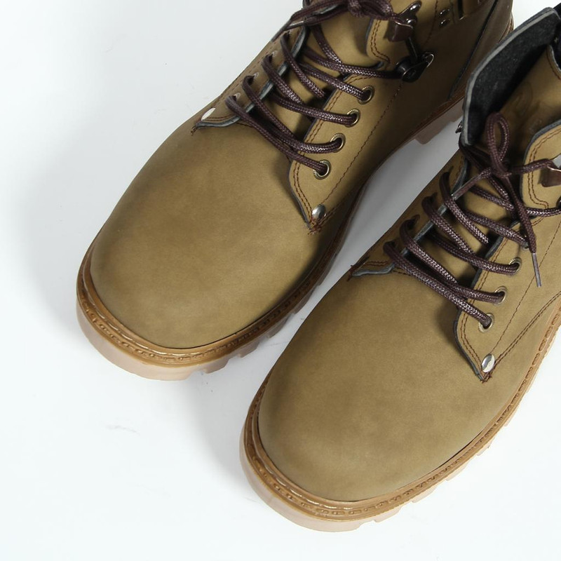 نیم بوت مردانه کد 2025