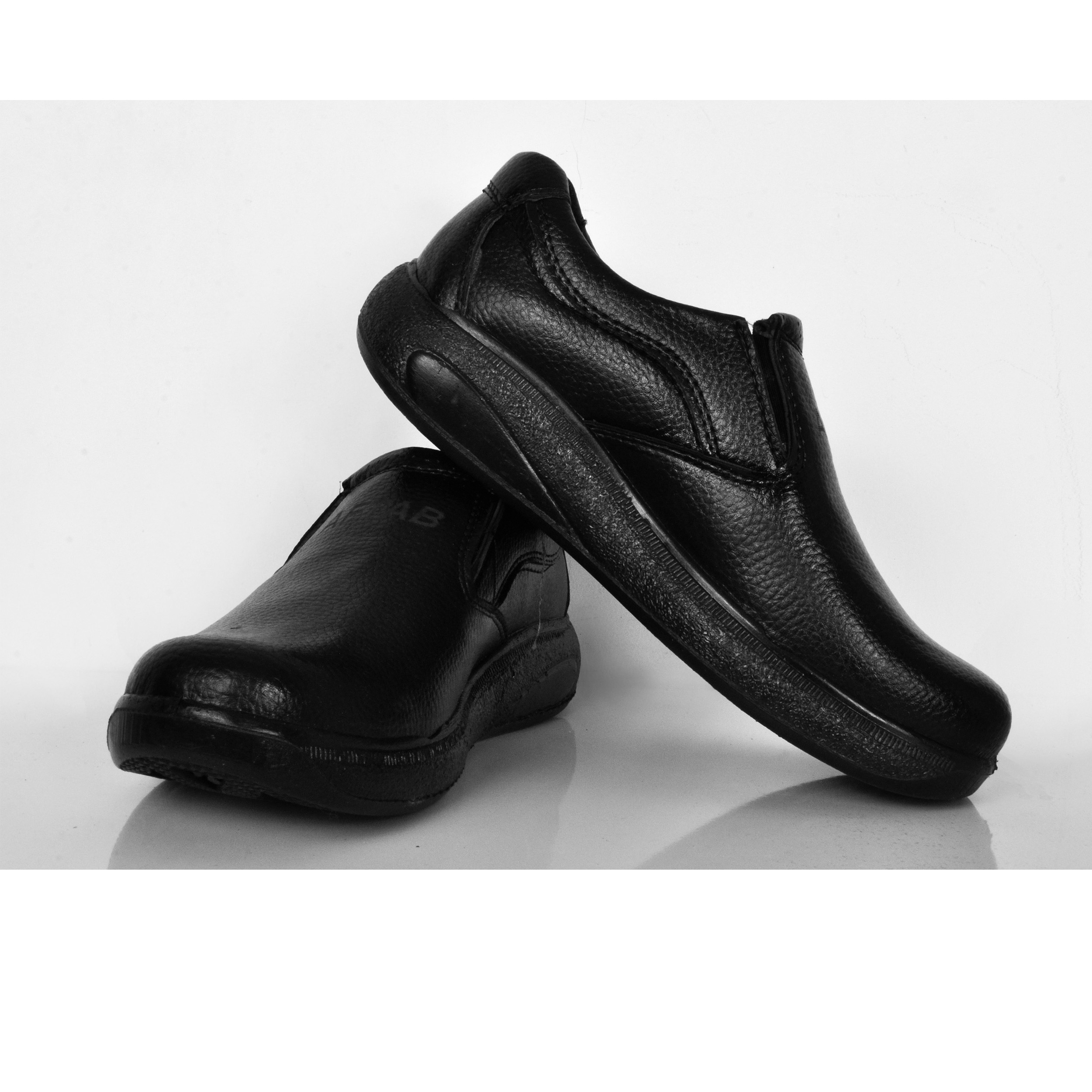 کفش روزمره مردانه کروماکی مدل KMS903 -  - 4