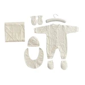 ست 5 تکه لباس نوزادی مدل شکوفه