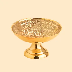  شیرینی خوری برنجی طرح پایه دار مدل بابونه 2 3220