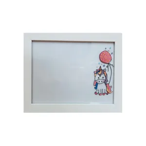 قاب عکس طرح پونی کد 004