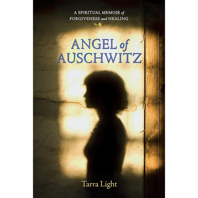 کتاب Angel of Auschwitz اثر Tarra Light انتشارات Frog Books