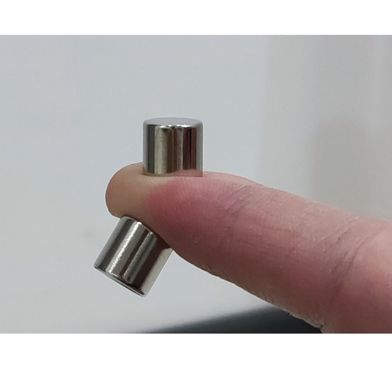 آهن ربا مدل نئودیمیوم استوانه D10x10mm بسته 8عددی