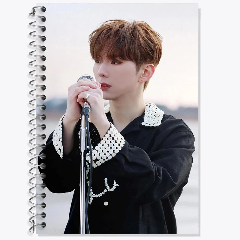 دفتر لغت 50 برگ خندالو مدل کیهیون گروه مانستا اکس MONSTA X کد 21160