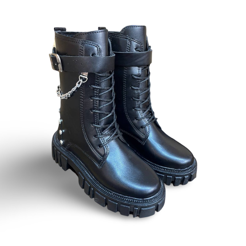 نیم بوت زنانه مدل زنجیردار