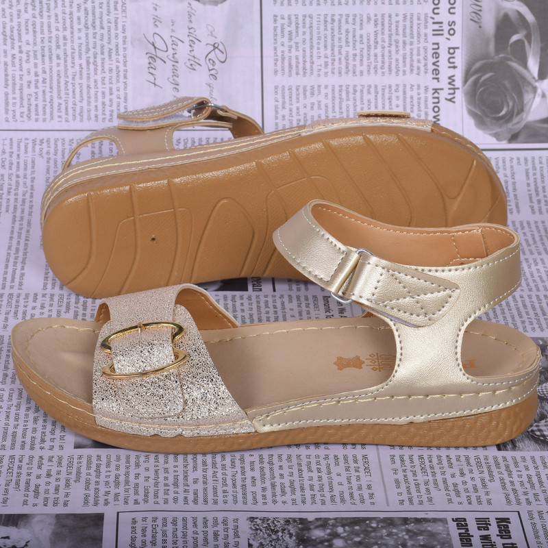 صندل زنانه پاپا مدل GLD.2284