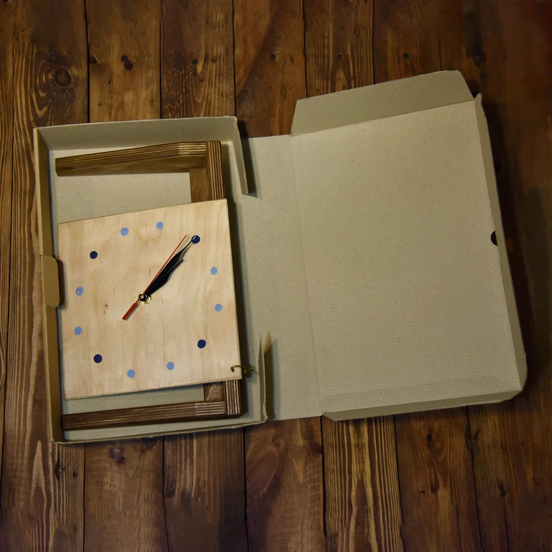 عکس شماره 5 : ساعت دیواری چوبی پارسوماش مدل 12047