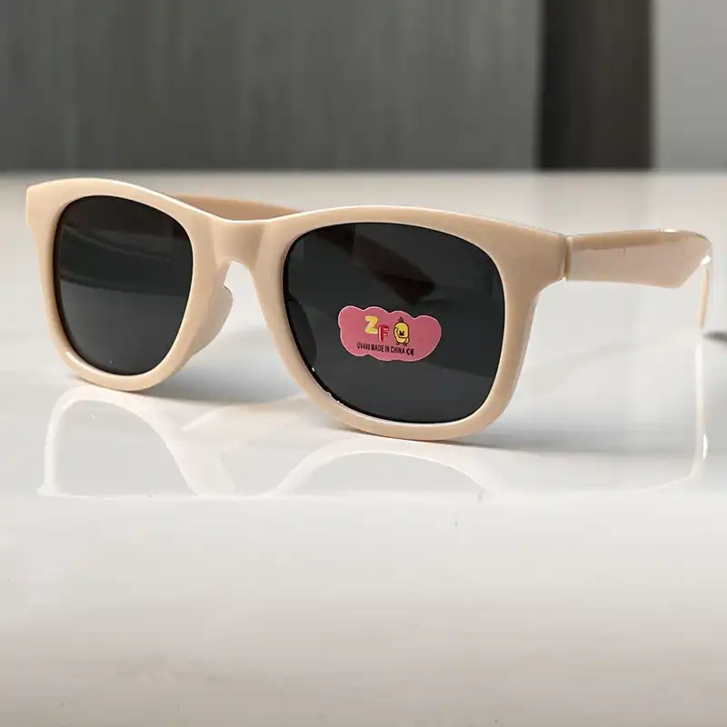 عینک آفتابی بچگانه مدل شایان کد  W I TH