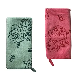 دستمال آشپزخانه بی لاو طرح گل  مجموعه 2 عددی