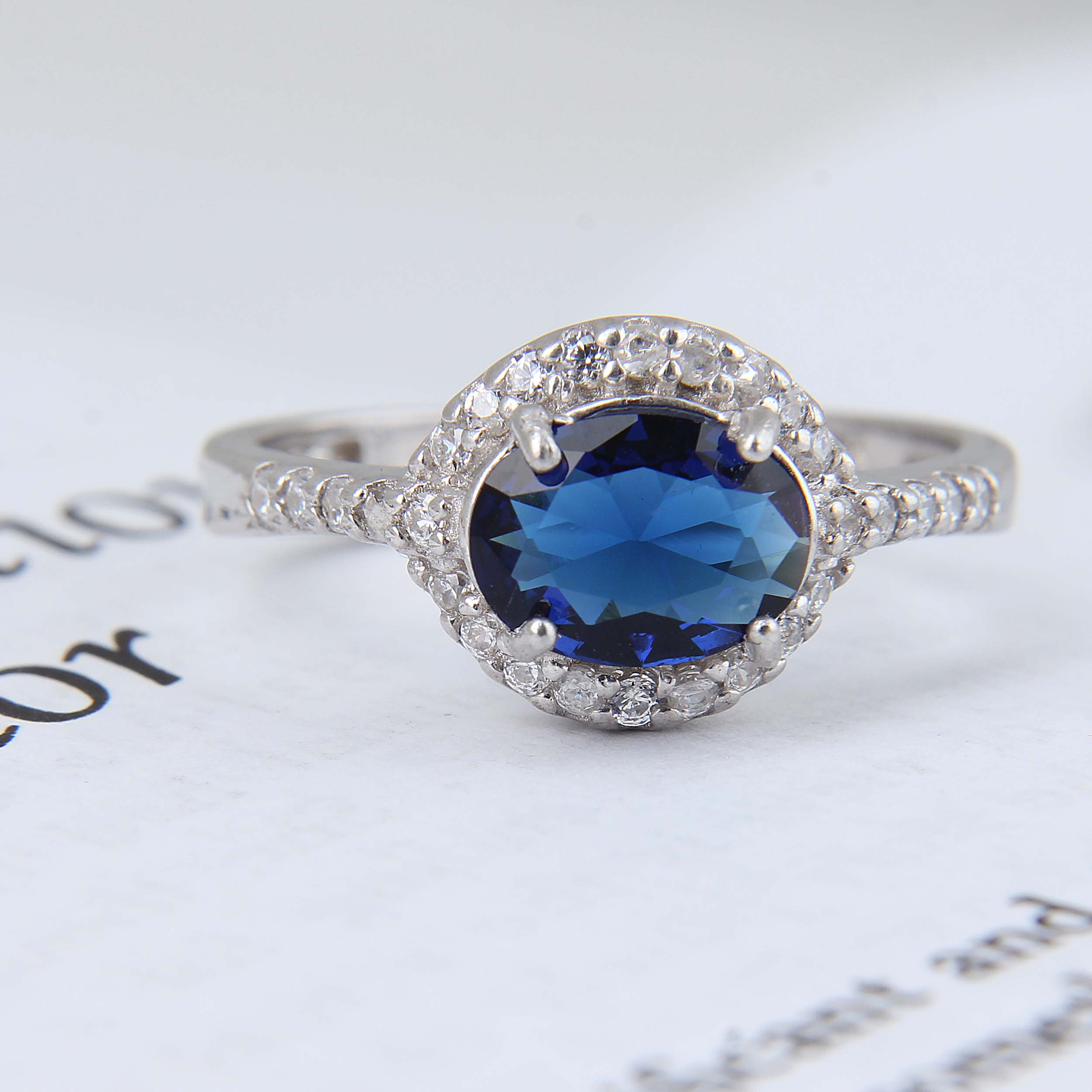 انگشتر نقره زنانه بازرگانی میلادی مدل سنگ کوارتز کد AWR_1064