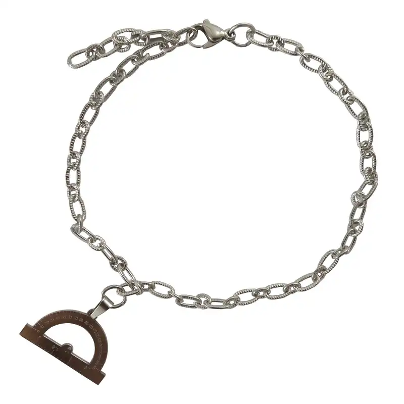 پابند زنانه مدل رياضي