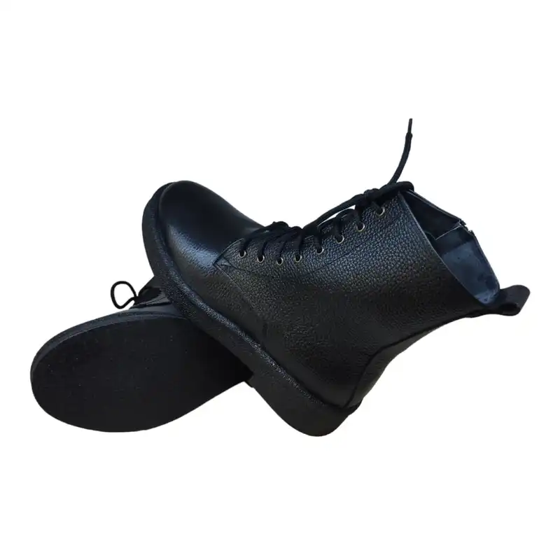 نیم بوت زنانه مدل زیره پفکی چرم طبیعی رنگ مشکی