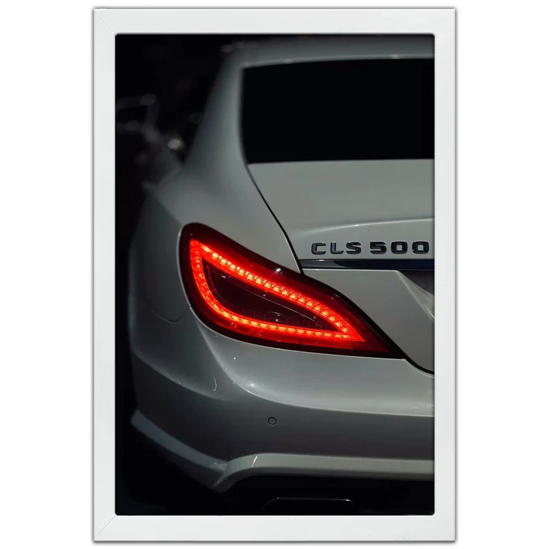 تابلو بکلیت طرح ماشین و خودرو مرسدس بنز Mercedes-Benz CLS500 مدل W-po1989 فریم سفید