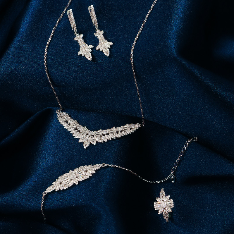 سرویس نقره زنانه جی تی ای مدل زنجیری