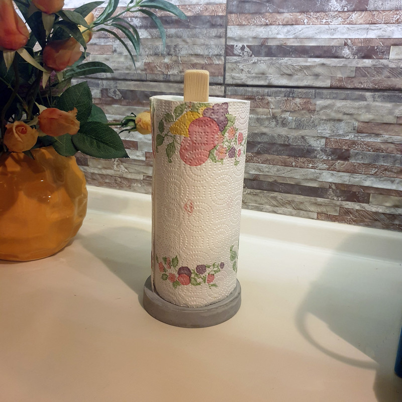 پایه رول دستمال کاغذی مدل سمنت کد 2