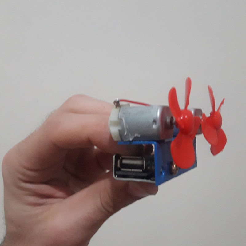 بازی آموزشی مدل کیت شارژر بادی مدل ِDIY