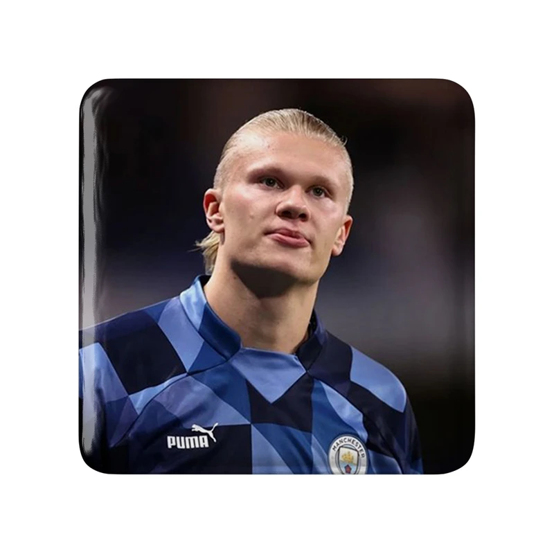 پیکسل خندالو طرح ارلینگ هالند (Erling Haaland) مدل مربعی کد 36352