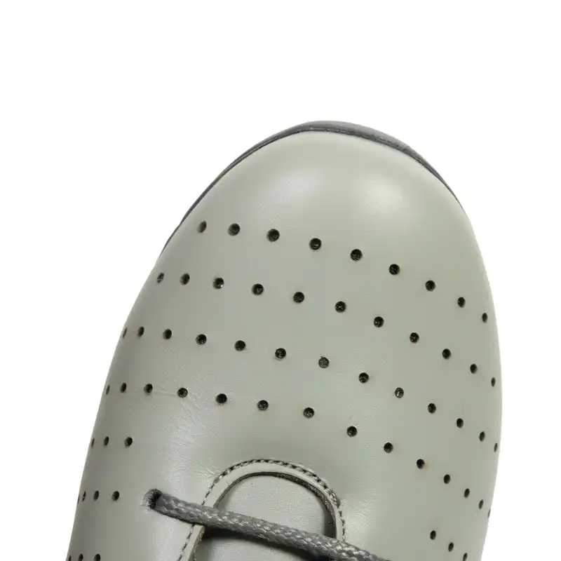 کفش روزمره زنانه چرم نفیس مدل 42000143