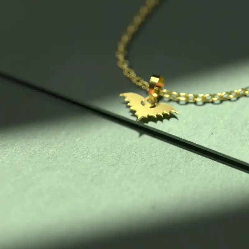 گردنبند طلا 18 عیار زنانه مدوپد مدل خفاش کد A3-1-1166