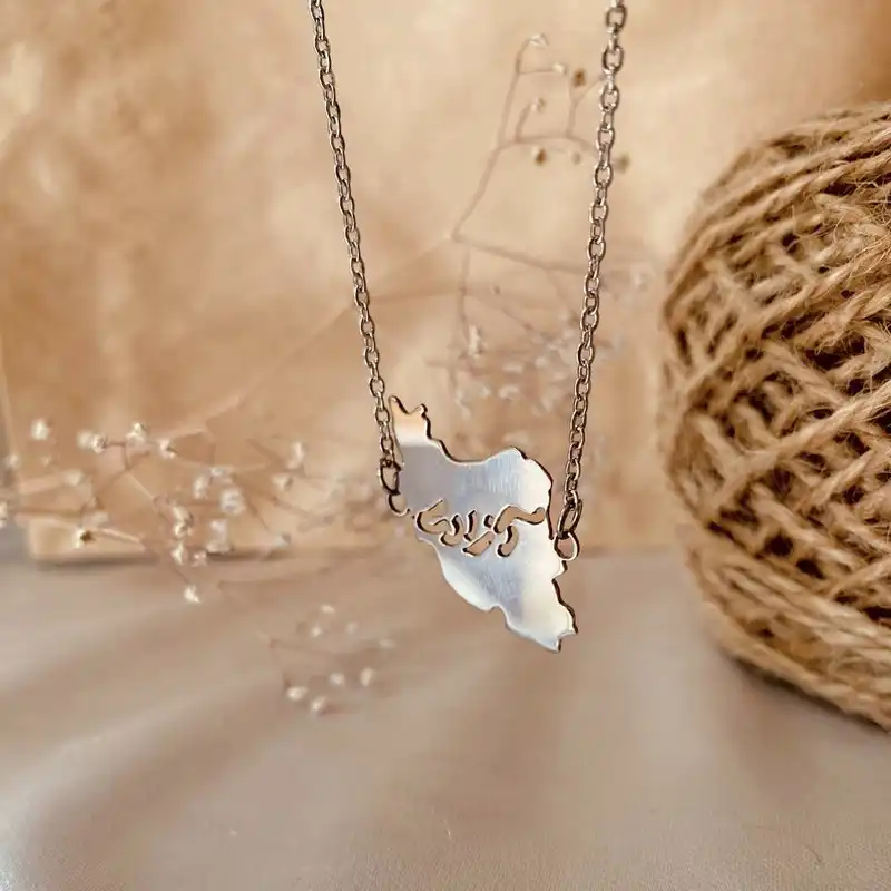 گردنبند زنانه مدل نقشه ایران