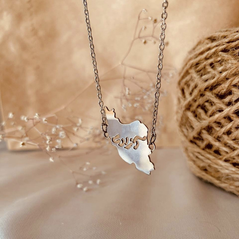 گردنبند زنانه مدل نقشه ایران